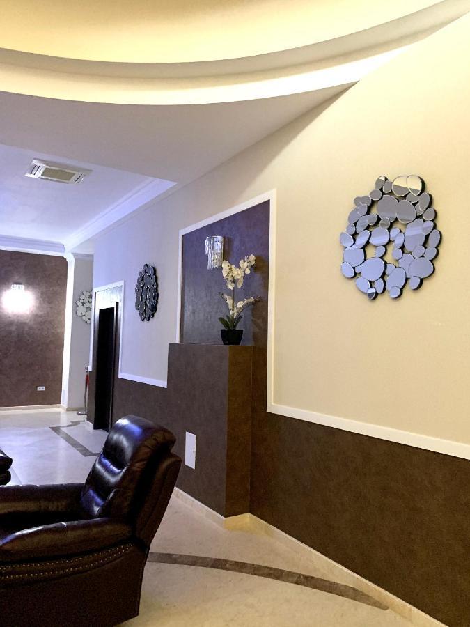Albert Hotel Ploiesti Exterior photo